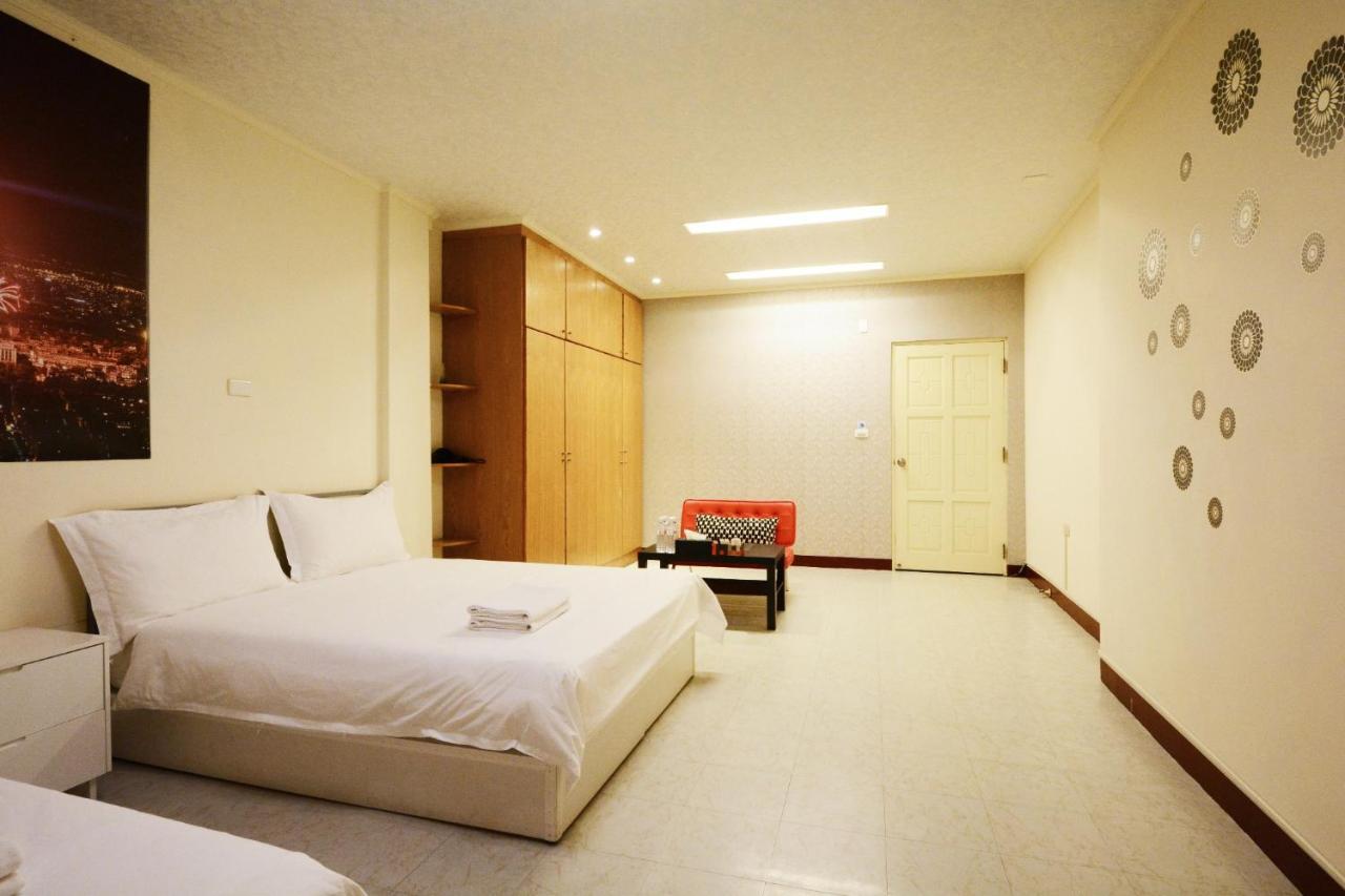 Apartament Ariyoshi Ya Tainan Zewnętrze zdjęcie