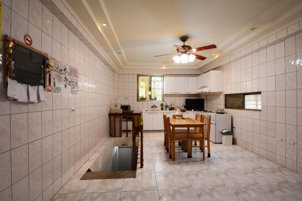 Apartament Ariyoshi Ya Tainan Zewnętrze zdjęcie