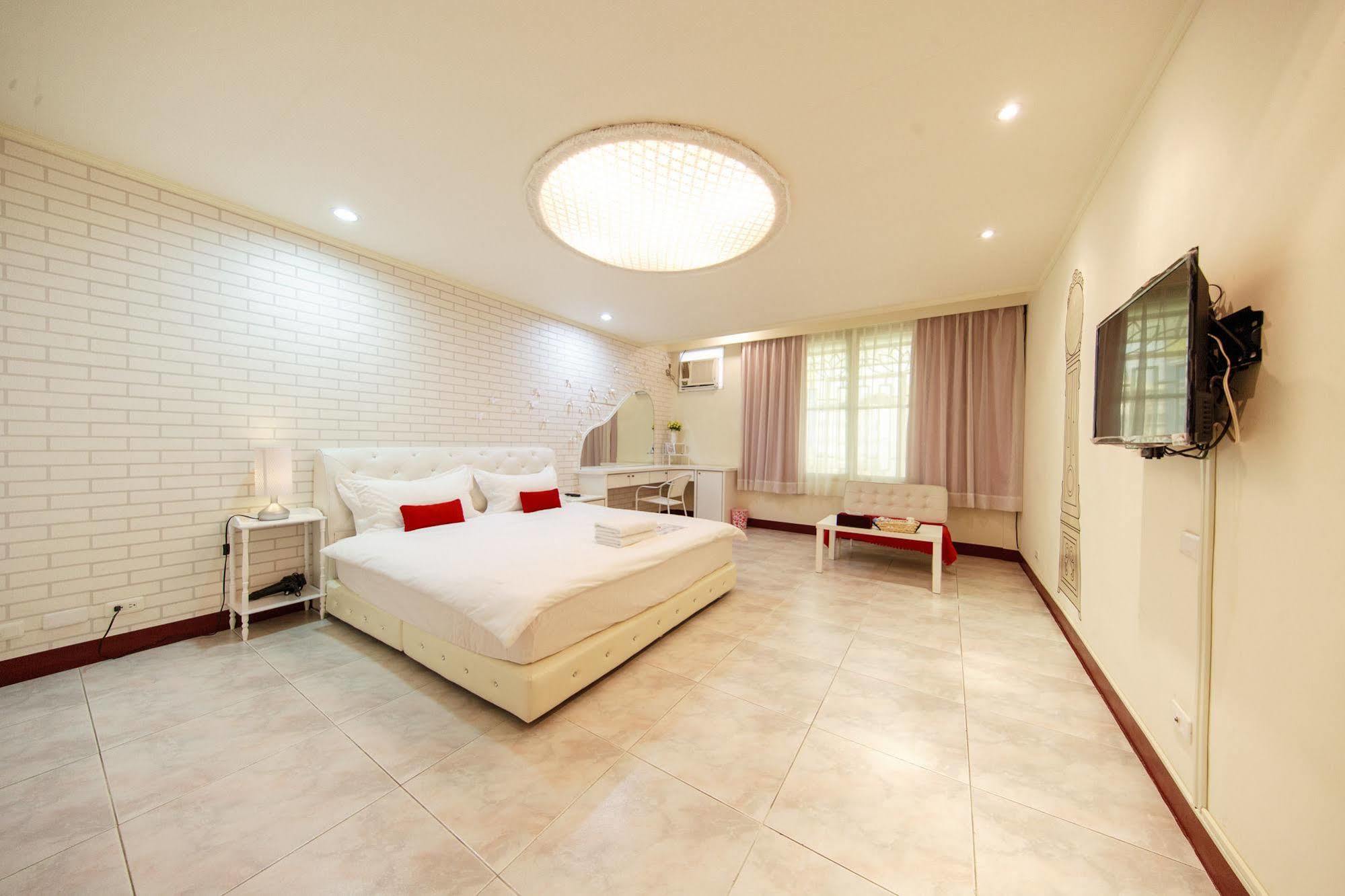 Apartament Ariyoshi Ya Tainan Zewnętrze zdjęcie